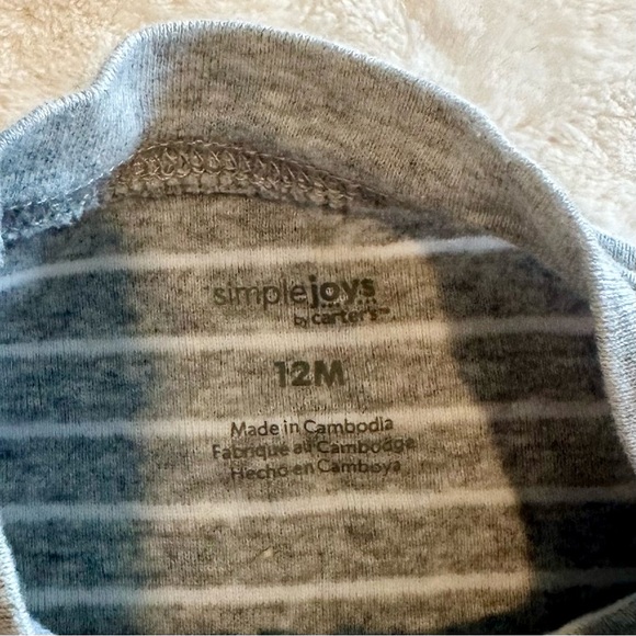 Carter's Gray and White Striped and Patterned Bodysuits - Size: 12 Months - Picture 3 of 10